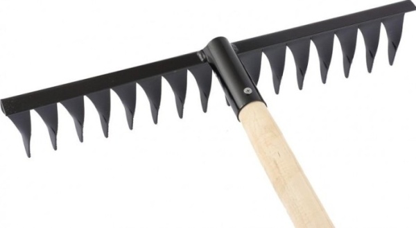 Грабли витые 16-ти зуб. с черенком