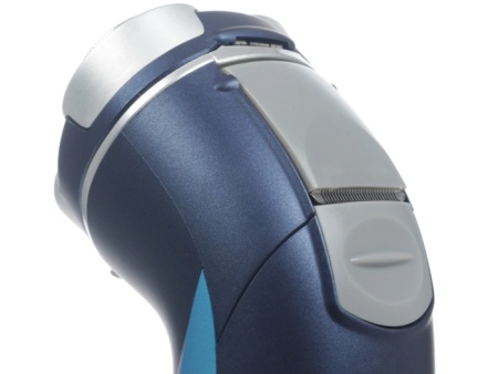 2. Бритва Centek CT-2150 B роторная